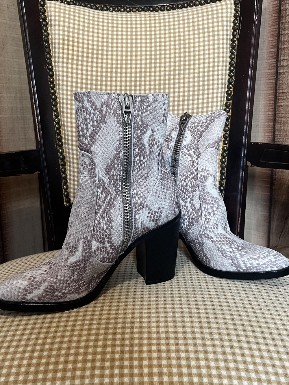 💋 Dolce Vita Snake Embossed Block-heel Ankle Boots